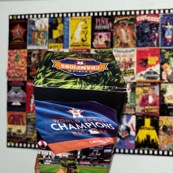 Astros Orbit Bobblehead - Picture 3 of 4